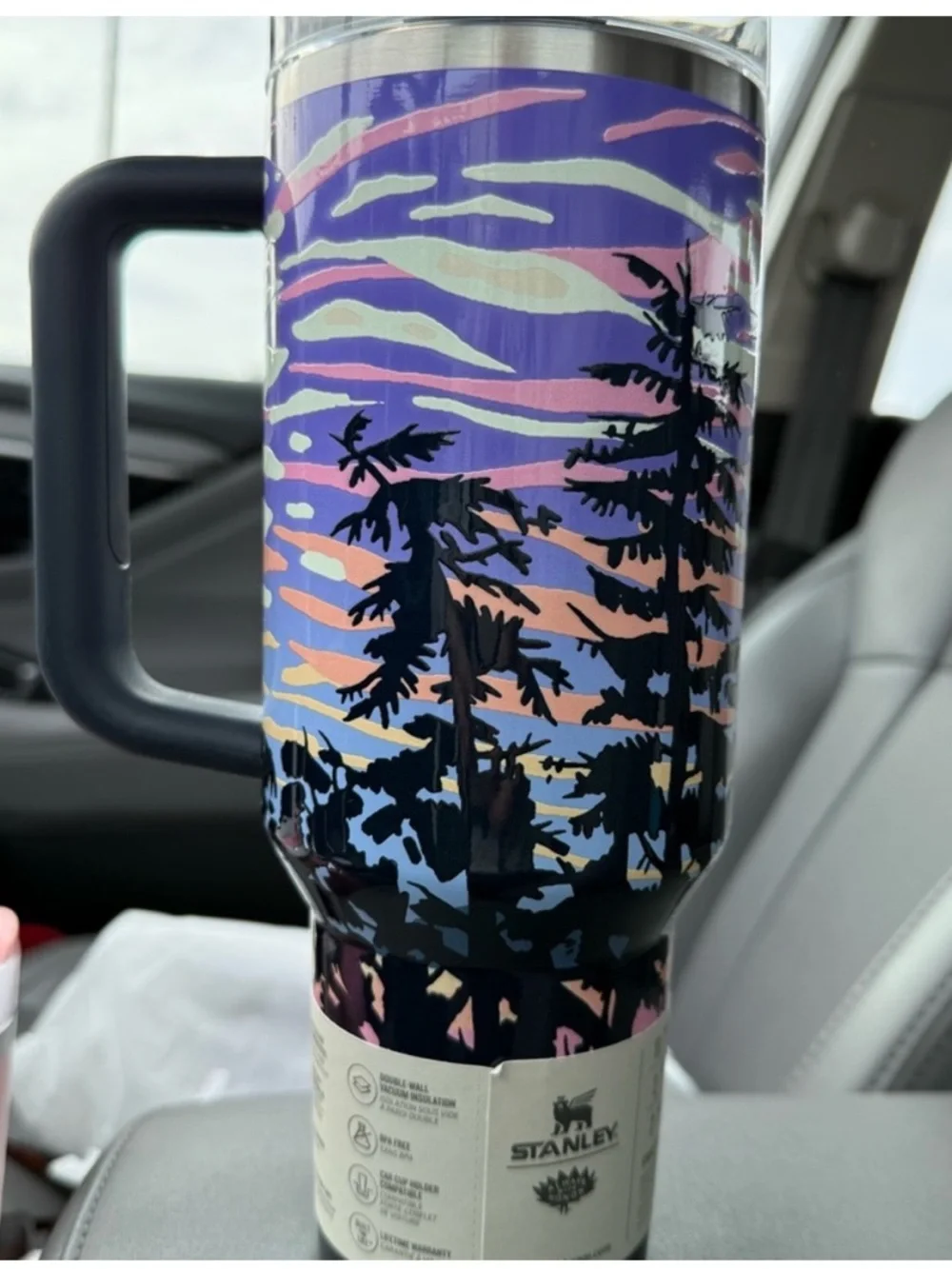 The Stanley 40oz REl Exclusive Hazy HorizonTumbler - Picture 3 of 6